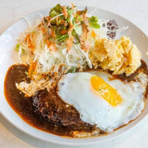 自家製デミグラスのハンバーグ